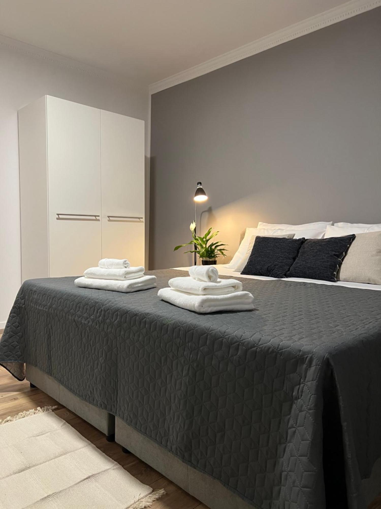 Cinderella Apartment With Free Parking Pula Extérieur photo