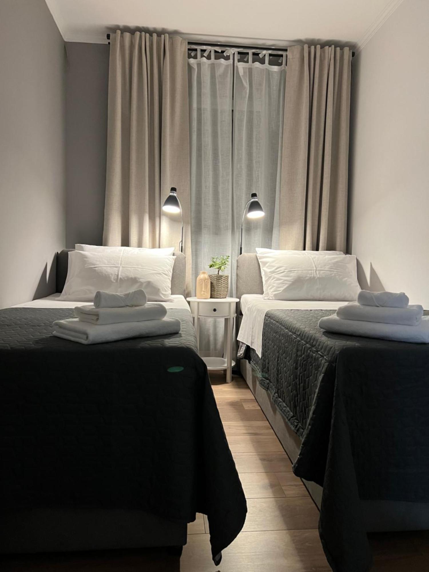 Cinderella Apartment With Free Parking Pula Extérieur photo